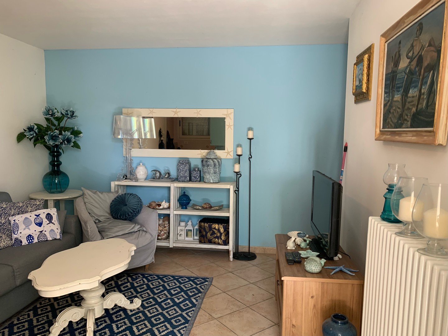 AFFITTASI ESTIVO Piano seminterrato con giardino  2 camere bagno