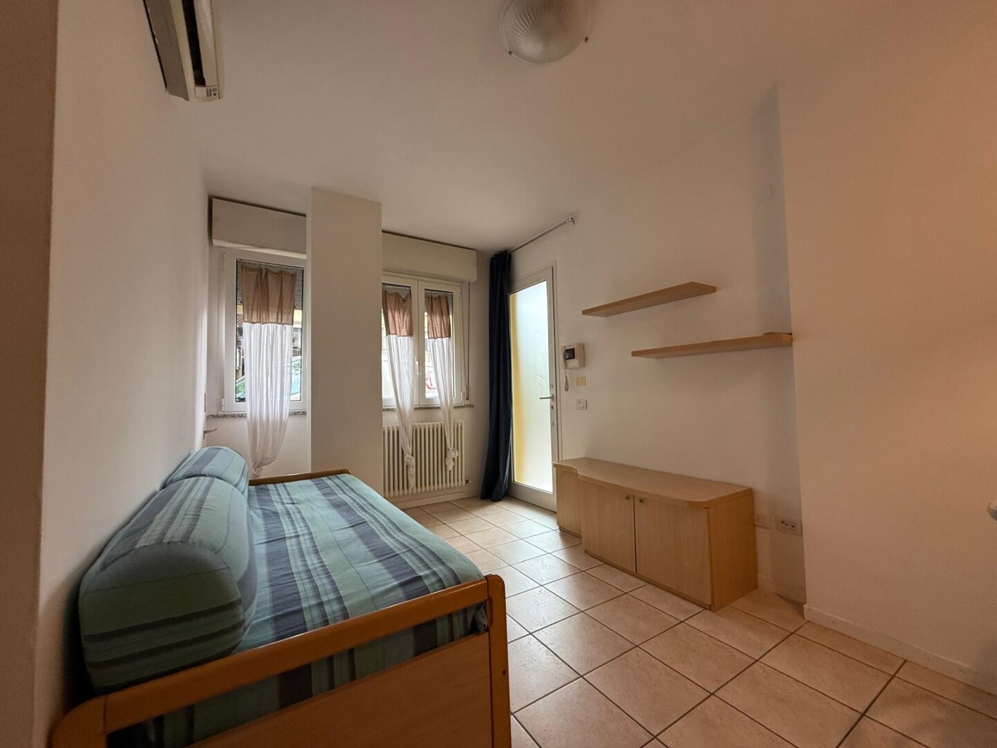 Riccione Abissinia Piano terra 2 camere bagno giardino posto auto