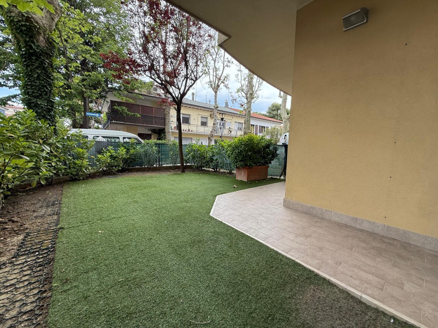 Riccione Abissinia Piano terra 2 camere bagno giardino posto auto