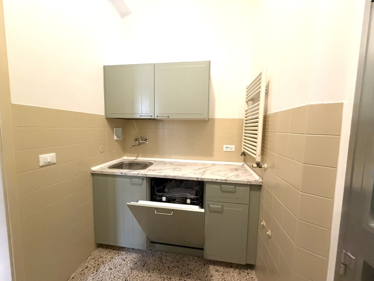D543591C-9A36-4118-BF81-F987944DD70E_1_102_a Affittasi piano terra 3 camere bagno cucina sala giardino