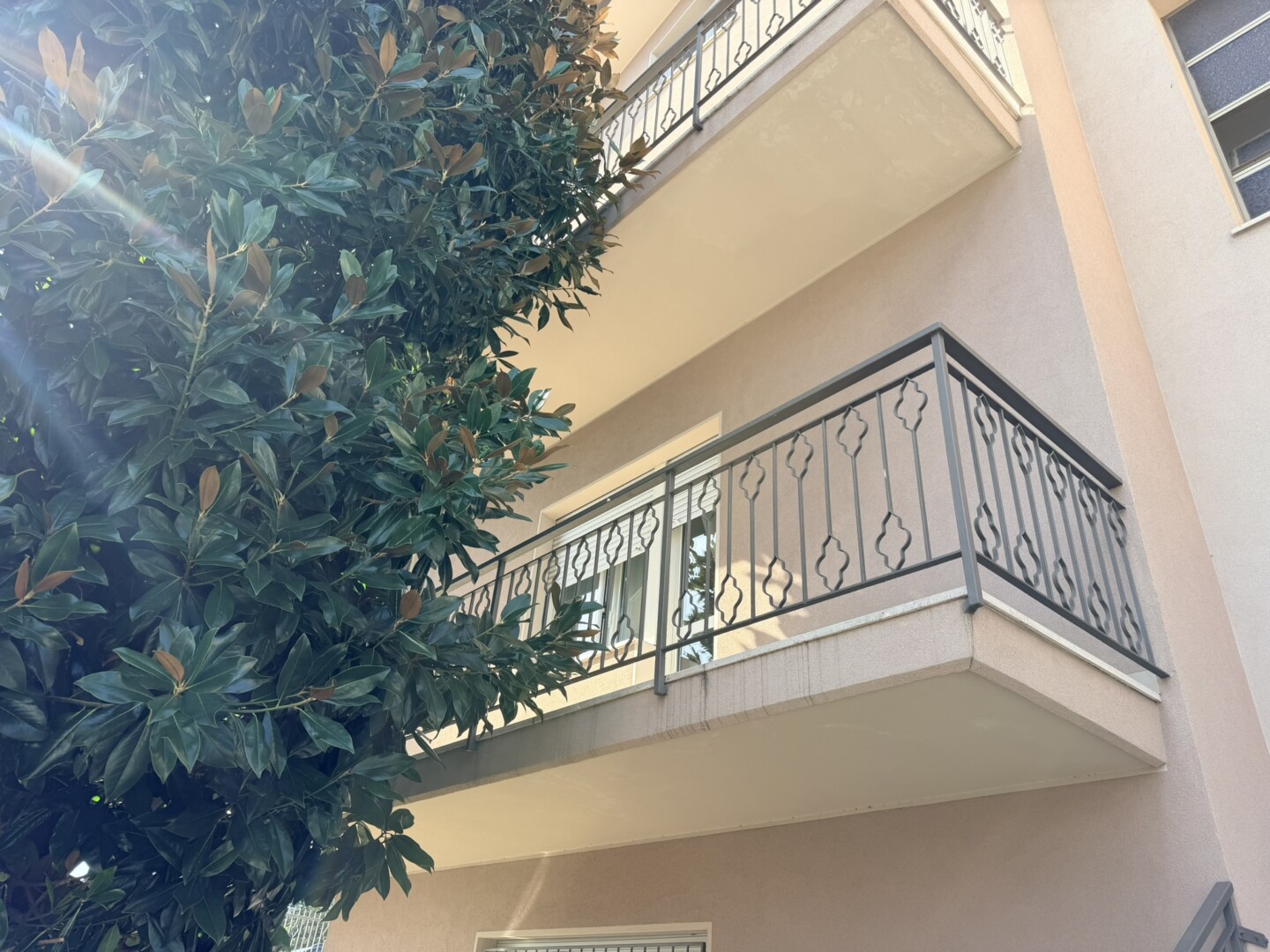 1E209B60-9CB2-49AD-9FDB-89645218E275_1_102_o Rimini ampio appartamento sala cucina 2 camere bagno balcone garage