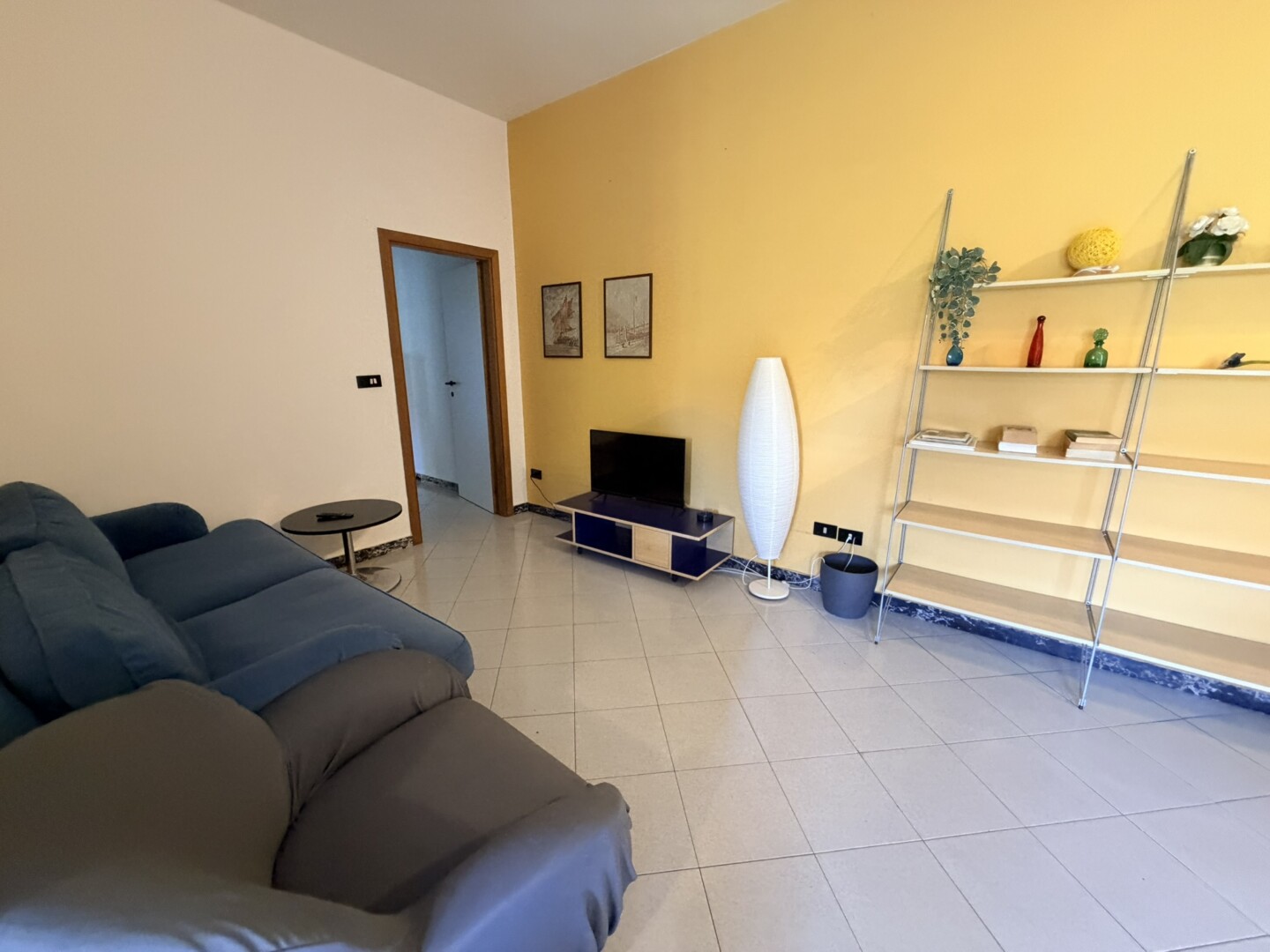 Misano adriatico 2 camere 2 bagni sala cucina a vista balconi