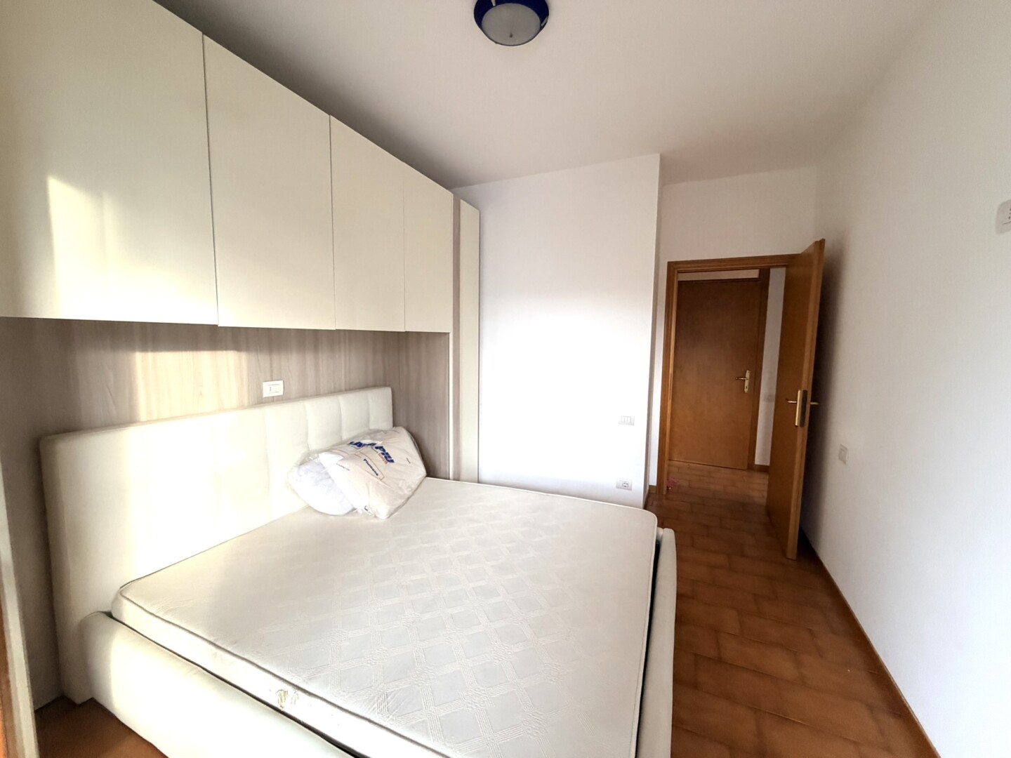 Riccione Paese 2 camere 2 bagni sala cucina balconi garage cantina